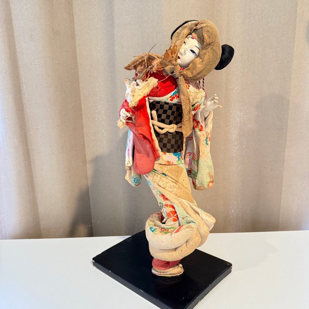 Vintage Japanese Geisha Doll Silk Kimono Hand Painted Floral Pattern Wood Base